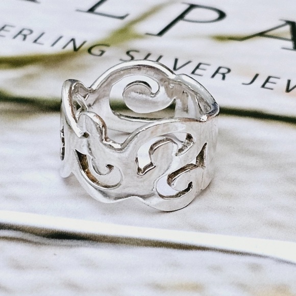 Silpada Vintage Rare .925 Sterling Silver Scroll Ring Sz 7 1/2 - Picture 2 of 9